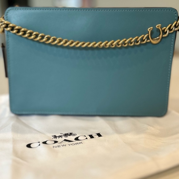 Small Leather Coach handbag shoulder bag - Picture 1 of 11